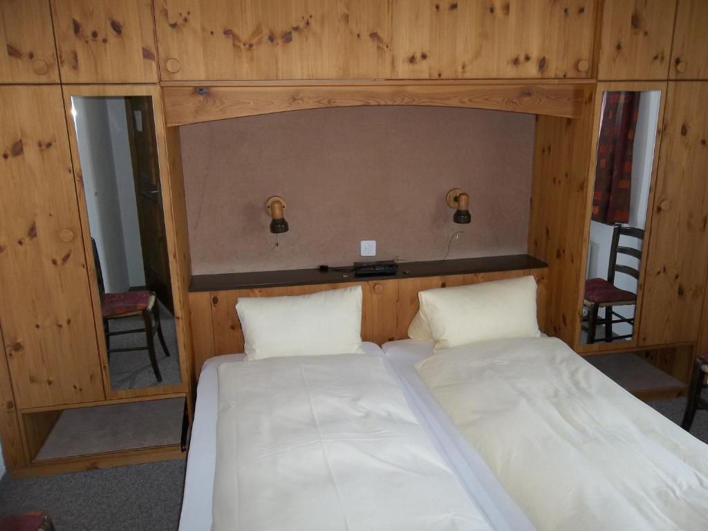 Hotel Old-Jnn Saas im Prattigau 部屋 写真